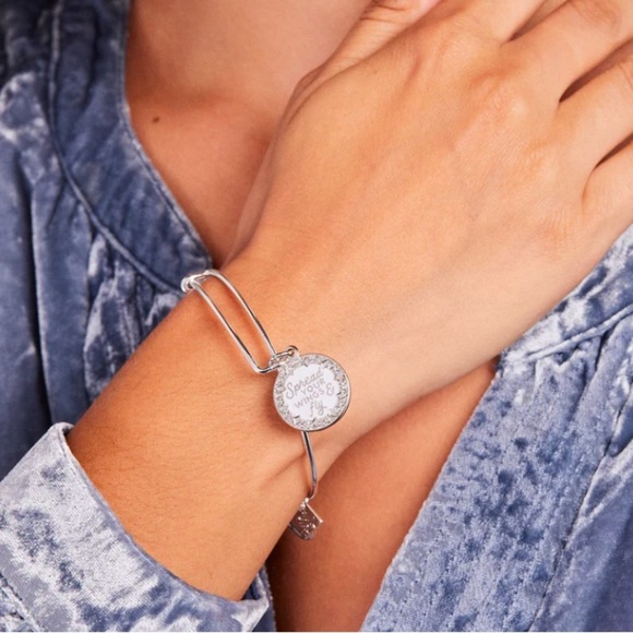 💜ALEX AND ANI💜”Limited Edition”Spread Your Winds & Fly Charm Bangle/EUC - Picture 7 of 7